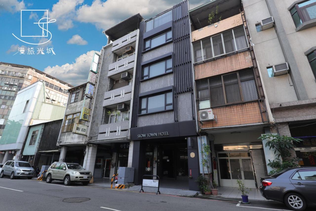 Slow Town Hotel-Glowing Taichung Exterior photo