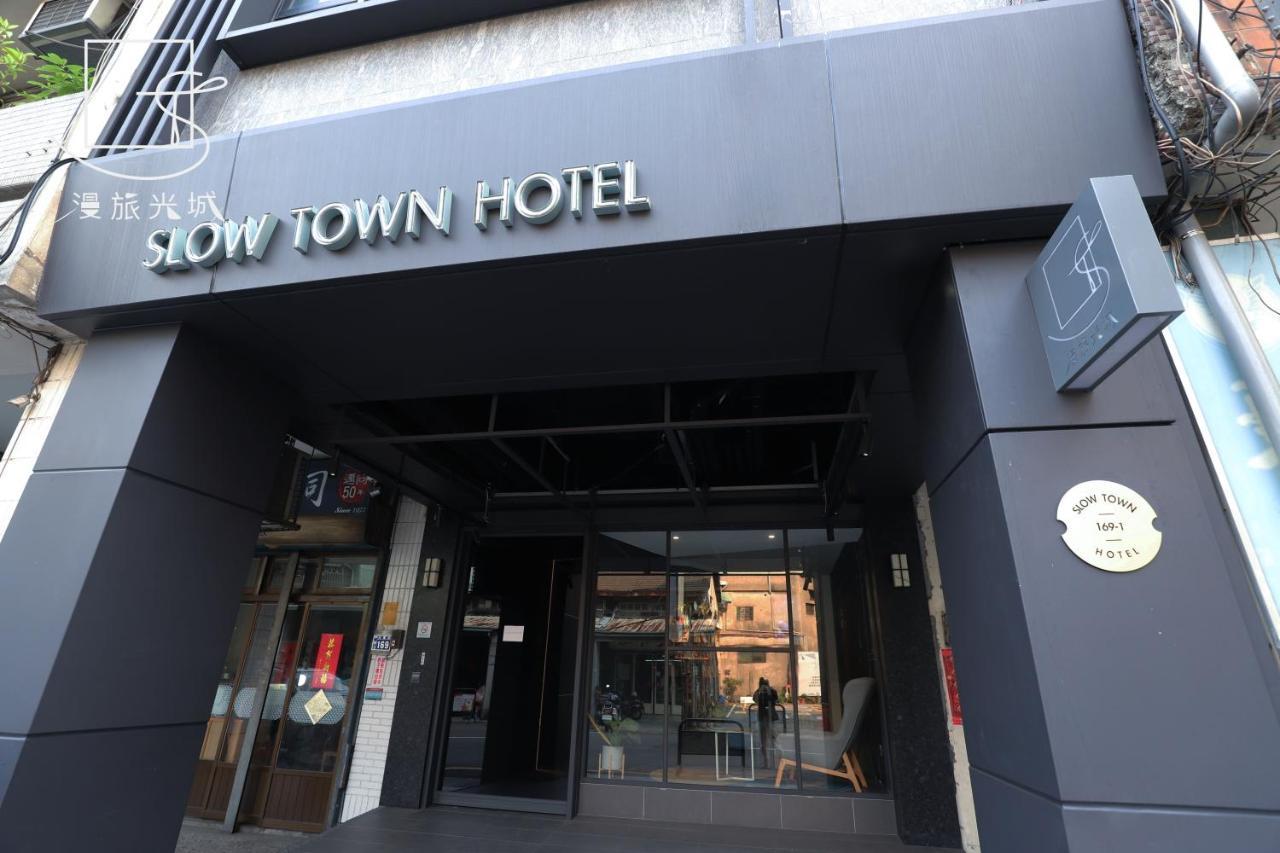 Slow Town Hotel-Glowing Taichung Exterior photo